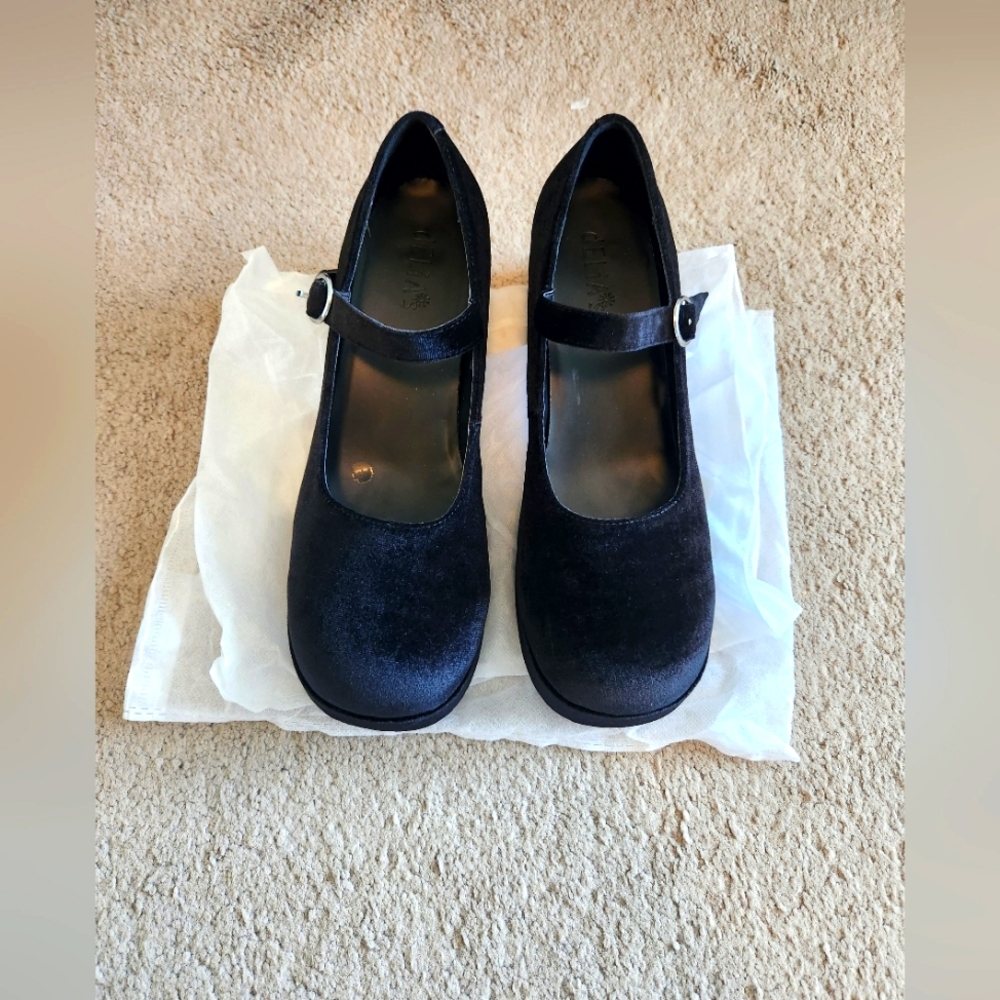 Delia*s Velvet Mary Jane Shoe
